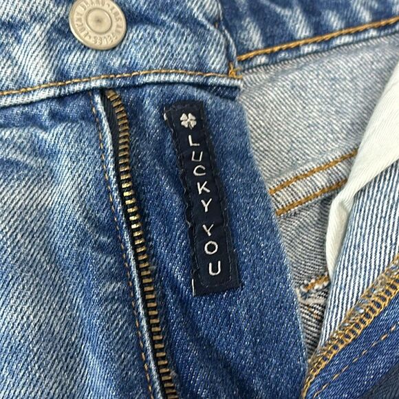 Lucky Brand Women Blue Denim “So Lucky" Distressed Cutoff Jean Shorts Size 2/26 - Picture 8 of 12